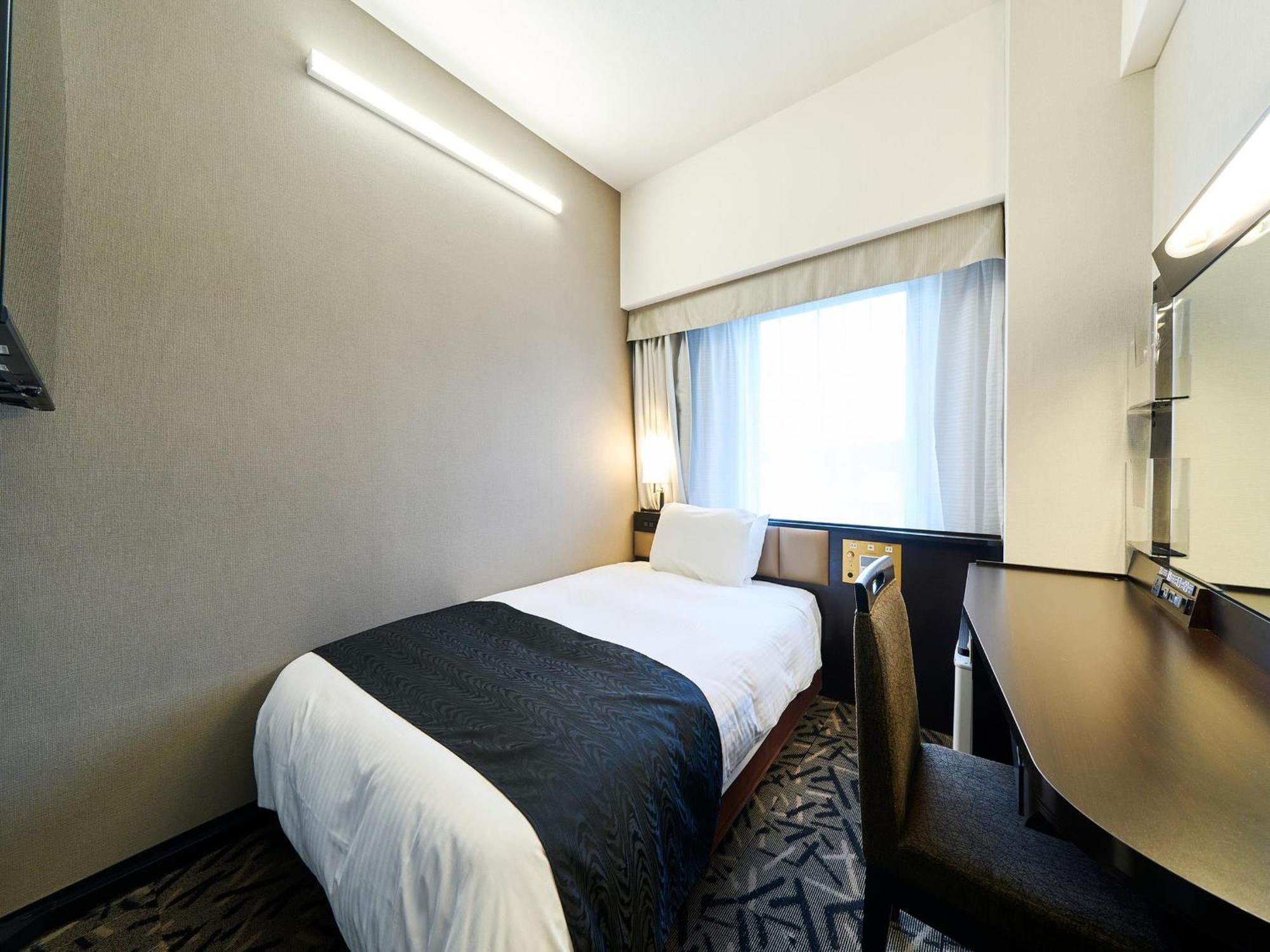 Apa Hotel Takaoka Marunouchi Exteriör bild